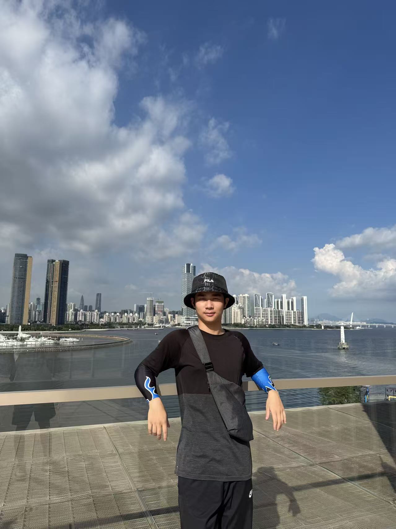 Yuyang Shui / 水玙阳