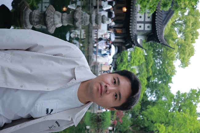 Chong Yang / 杨冲